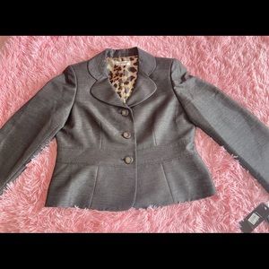 New Women’s Suit, Le suit, Size 16